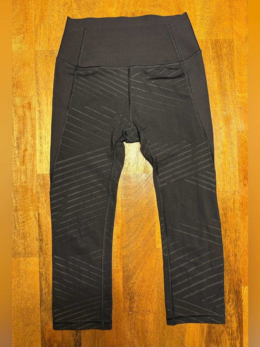 GapFit Sculpt Compression Leggings in Jet Black